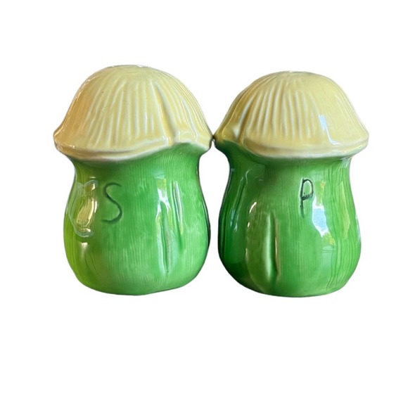 Vintage Kitchen Vintage Ceramic Mushroom Salt And Pepper Shakers